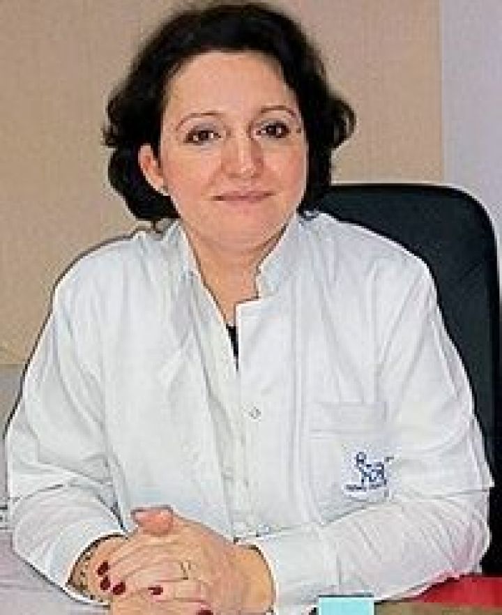 Dr-Mihaela-Vlaiculescu-web-200x300.jpg